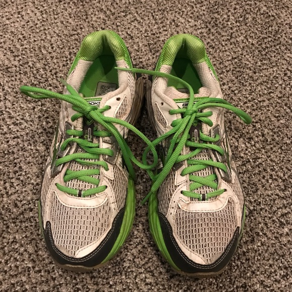 lime green brooks running shoes